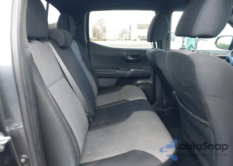 2022 Toyota Tacoma Trd Off Road z USA, uszkodzony, nr VIN 3TMAZ5CN0NM182768